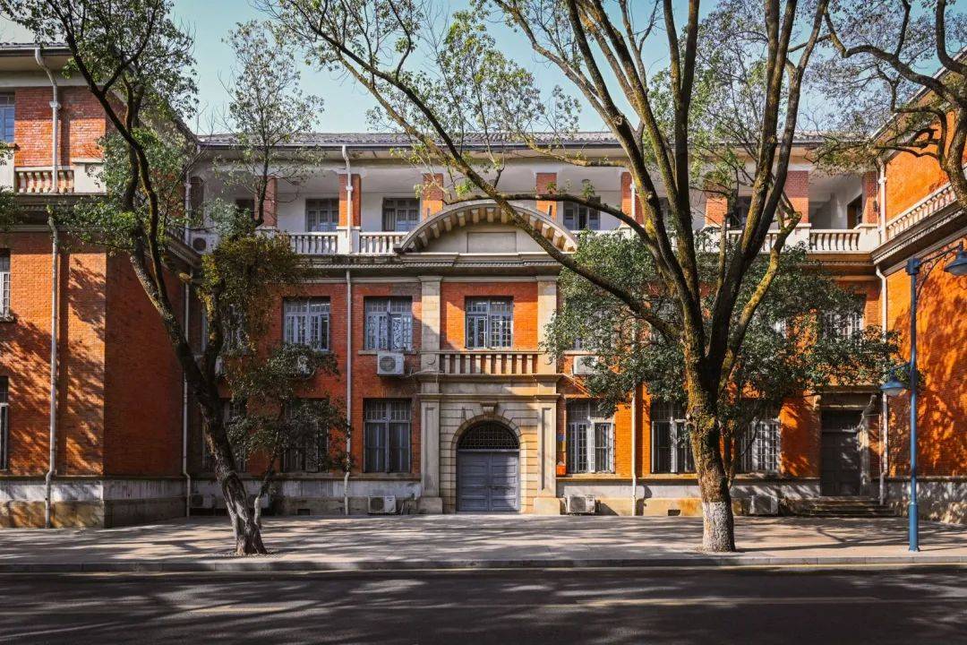 湖南大学(湖南大学智汇讲坛公开课开课财院) 湖南大学(湖南大学智汇讲坛公开课开课财院)