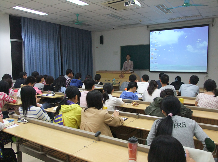 华中科技大学毕业证样本图片